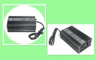 cargador de batería del alto voltaje de 72V 6A 2,5 kilogramos para las baterías LiFePO4 con la caja de plata negra