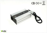 Cargador de batería automático de 12A 60V con el negro/la caja de aluminio para E - motocicletas de la plata